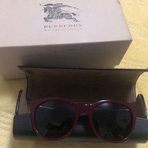 Burberry sunglasses burgundy
